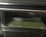 Foto langkah ke 6 dari resep Pandan swiss roll tanpa pengembang.