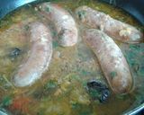 Foto del paso 7 de la receta: Longaniza en salsa con frutos secos