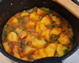 Foto del paso 3 de la receta: Guiso de patatas y merluza en amarillo