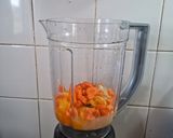 Foto del paso 1 de la receta: Bizcochuelo en licuadora version marmoleado con jengibre,naranja y zanahoria tambien chia