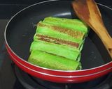 Foto langkah ke 3 dari resep Pisang coklat balut roti pandan.