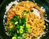 Foto langkah ke 3 dari resep Crispy Noodle Cup.
