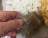 A picture of step 2 of Japanese smashed Tofu Soup.