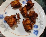 A picture of step 2 of Lauki kay koftay.