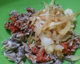 Foto del paso 3 de la receta: Empanadas de sardinas con 5 ingredientes