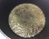 Foto del paso 2 de la receta: Chipirones flambeados al brandy con pasta