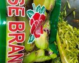 Foto langkah ke 4 dari resep Tumis Kangkung Bunga Pepaya.