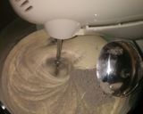 Foto langkah ke 2 dari resep Bolu Kukus Ketan Hitam | Instan | 4 Langkah Mudah.