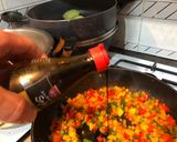 Foto del paso 5 de la receta Bomba de calabacín relleno de verduras y pollo