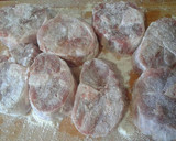 Foto del paso 1 de la receta: Ossobuco estofado a la milanesa