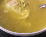 Foto del paso 3 de la receta: Sopa de fideos con huevo poché