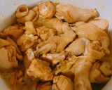 A picture of step 2 of Mi Quang Chicken Noodles.