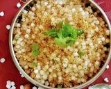 A picture of step 4 of Sabudana khichadi.