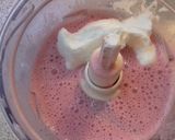 Φωτογραφία βήματος 2 της συνταγής Smoothie φράουλα