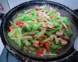 Foto langkah ke 4 dari resep Tumis Sayur Labu Siam Udang.