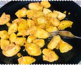 A picture of step 1 of Stir fried idli.