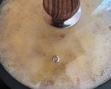 Gambar langkah 5 resipi Puding Pisang Roti Ban Manis Non-Stick Pan.
