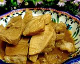 Hình bước làm 3 của món Thịt nạc kho nước dừa