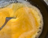 A picture of step 4 of Asparagus, Ham and Blue Cheese omelette.