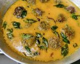 A picture of step 5 of Palak(Spinach leaves) Balls in Curd Gravy.
