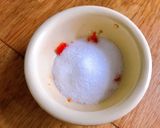 Hình bước làm 1 của món Xoài Sống Chấm Nước Mắm Đường Cay