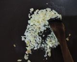 Foto langkah ke 4 dari resep Fetucini Spicy Tuna Aglio Olio.