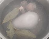 A picture of step 1 of Indonesian Chicken Soup (Soto Ayam).