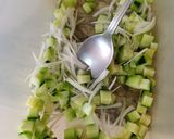 Фото кроку 1 до Салат з пекінською капустою, куркою, яйцями, кукурудзою 🥗.