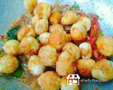 รูปขั้นตอนการทำที่ 5 ของ ผัดฉ่าไข่นกกระทากับอกไก่ทอด