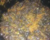A picture of step 5 of Fried njahi (black beans).
