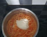 A picture of step 2 of Spaghetti with peppers sauce.