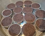 Foto langkah ke 6 dari resep Bolu Kukus Ketan Hitam Keju Lumer.