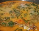Foto langkah ke 9 dari resep Ikan Asap Gulai + Daun Singkong.