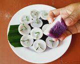 Foto langkah ke 10 dari resep Kue Talam Ubi Ungu.