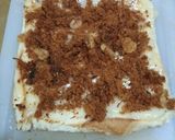 Foto langkah ke 5 dari resep 29. Roti Tawar Gulung Abon.
