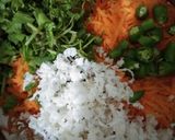 A picture of step 2 of Carrot kismuri(salad).