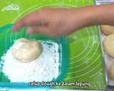 Foto langkah ke 3 dari resep Donat kentang lembut.