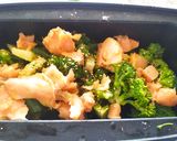 Foto del paso 1 de la receta: Salmón y ensalada de mango