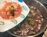 Foto del paso 6 de la receta: Arroz de chipirones y alcachofas