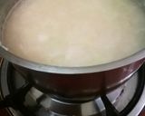 A picture of step 6 of Bulgur and Lentil soup with chicken stock.