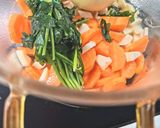 Borsóleves csirkemájjal🫛 recept fázis 1 fotója