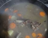 Foto langkah ke 4 dari resep Sop Iga bakar.