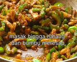 Foto langkah ke 4 dari resep Pare Oseng Tempe.
