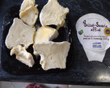 Foto del paso 2 de la receta: Focaccias al romero con palmitos y queso Brillant-Savarin, sin horno