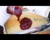 صورة لخطوة 3 من وصفة مبروشه بمربى الفراوله