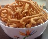 તીખા ગાંઠિયા (Tikha Ganthia Recipe In Gujarati) રેસીપી સ્ટેપ4ફોટો