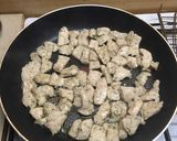 A picture of step 4 of Garlic-herb chicken breasts (cesnakovo-bylinkové kuracie prsia).