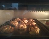 Foto langkah ke 8 dari resep Roti manis isi selai strawberry.