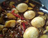 Foto langkah ke 3 dari resep Telur Kentang Tumis Kecap.