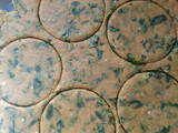 મીની મેથી મસાલા ભાખરી (Mini Methi Masala Bhakhari Recipe In Gujarati)